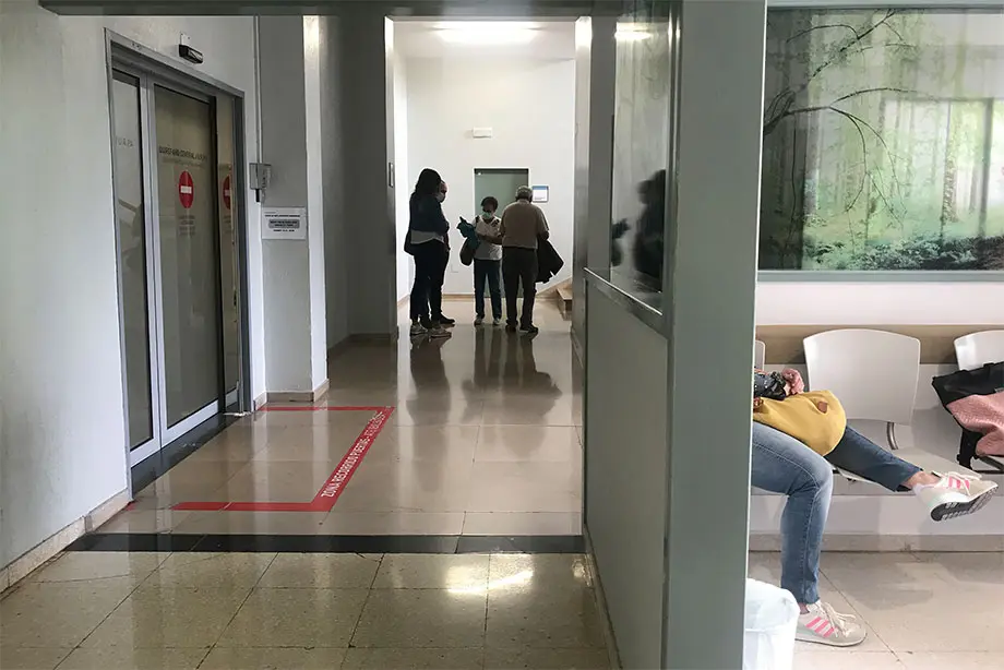 Zona de espera e información de quirófano del servicio de neurocirugia del Hospital Universitario de Navarra